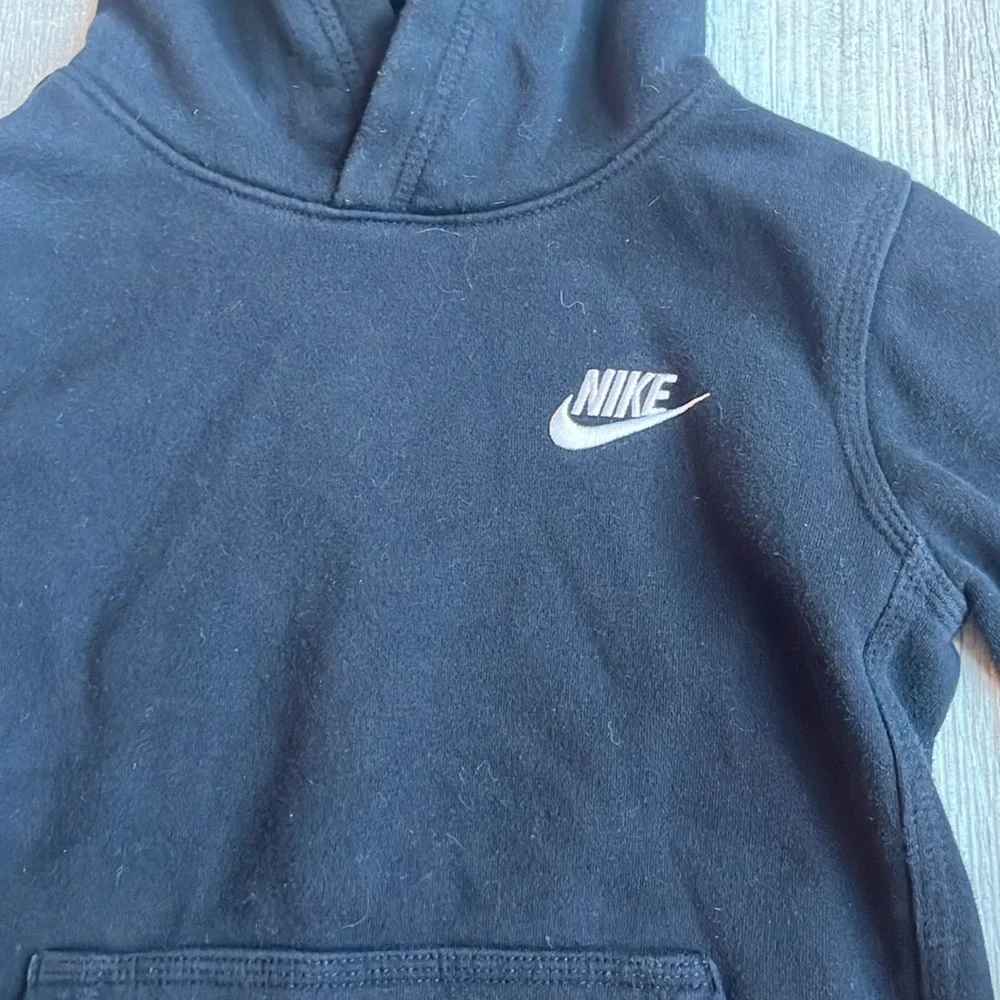 Nike Kids Black‎ Hoodie Size M